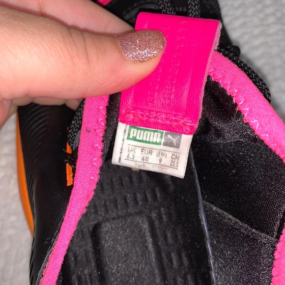 Shoes - Picture 3 of 6